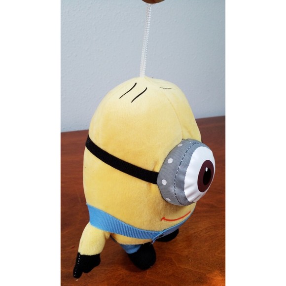 Despicable Me 2 King Bob & Stuart 7''Minion Plush Hang Suction Cup Stuffed Toy - Picture 10 of 12
